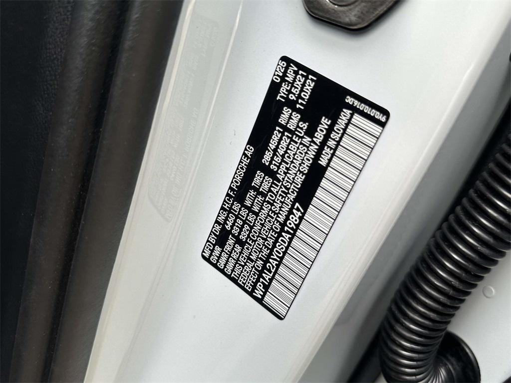 new 2025 Porsche Cayenne car, priced at $128,575