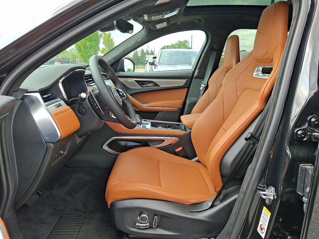 new 2026 Jaguar F-PACE car