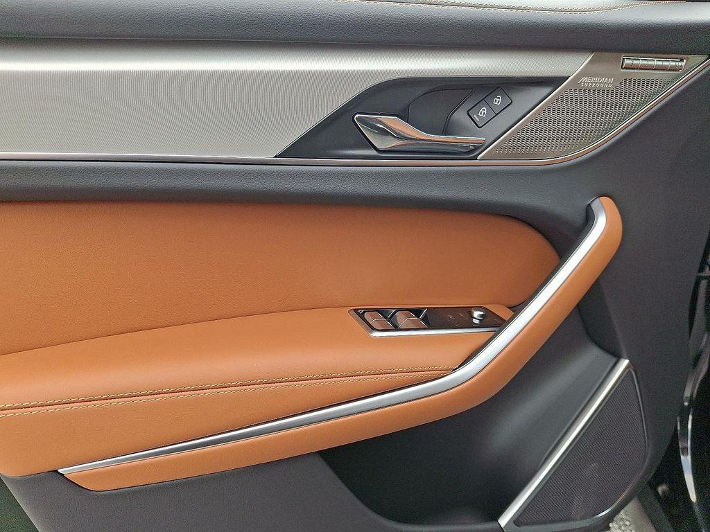 new 2026 Jaguar F-PACE car