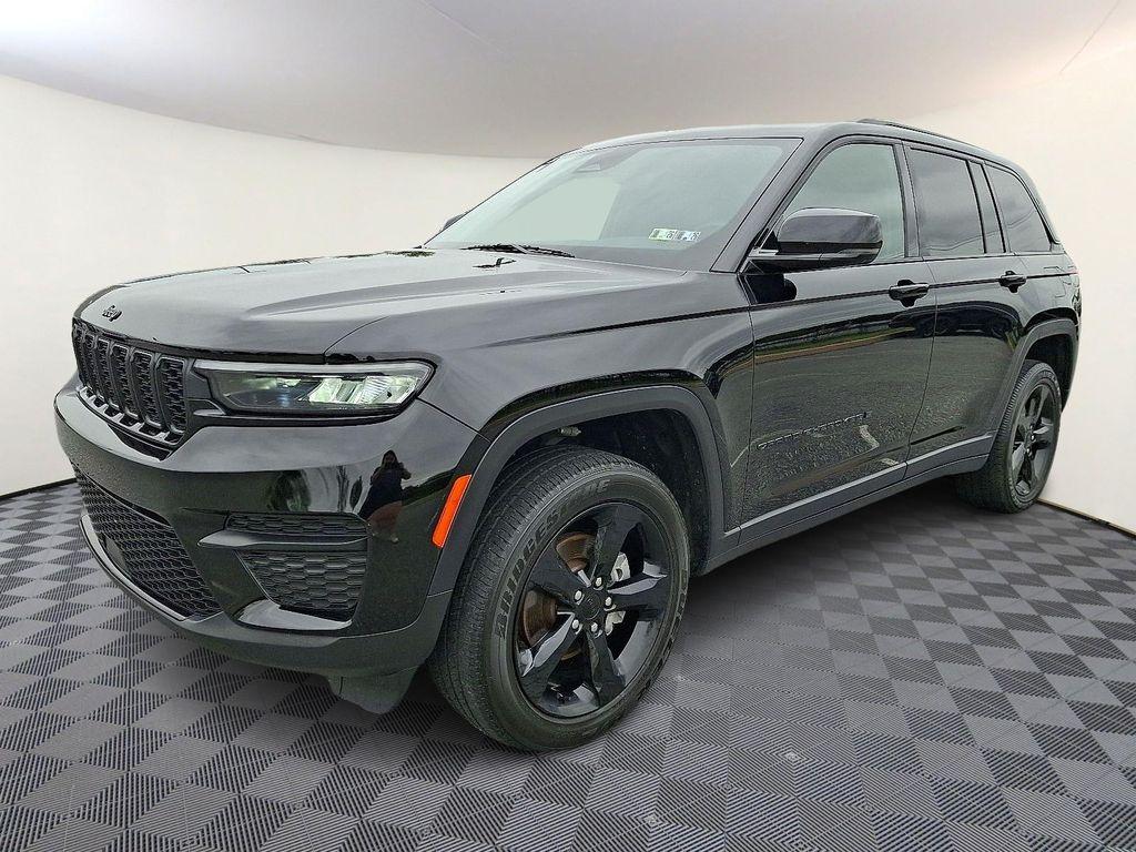 used 2023 Jeep Grand Cherokee car, priced at $31,390
