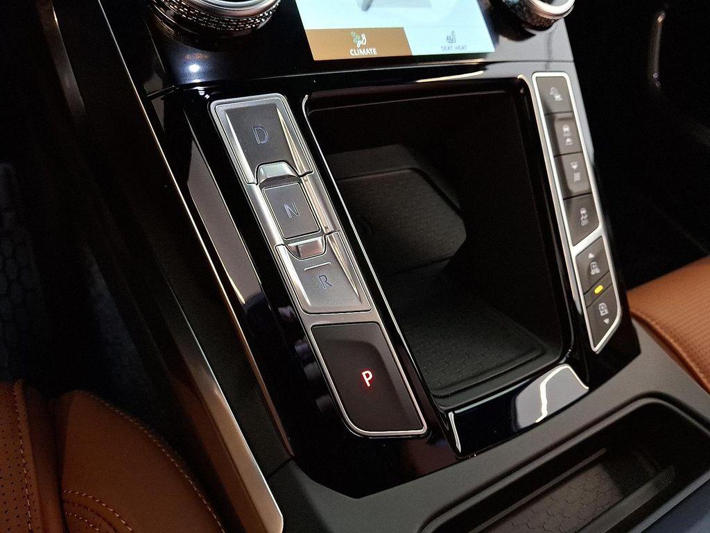 new 2024 Jaguar I-PACE car, priced at $81,368