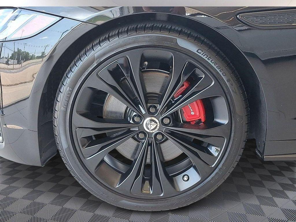 new 2024 Jaguar XF car