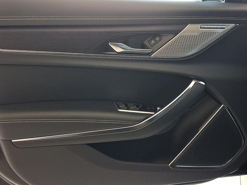 new 2024 Jaguar XF car