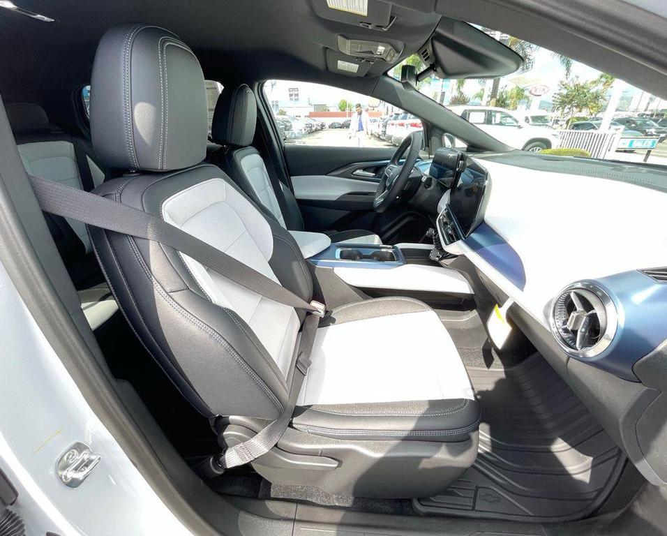 new 2026 Chevrolet Equinox EV car, priced at $42,365