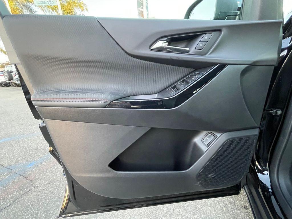 new 2026 Chevrolet Equinox car, priced at $37,895