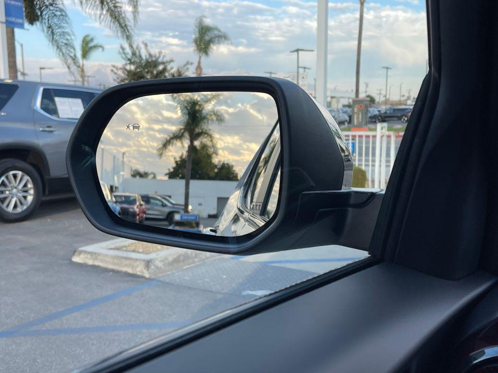 new 2026 Chevrolet Equinox car, priced at $35,495