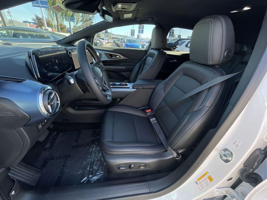 new 2026 Chevrolet Equinox EV car, priced at $45,885