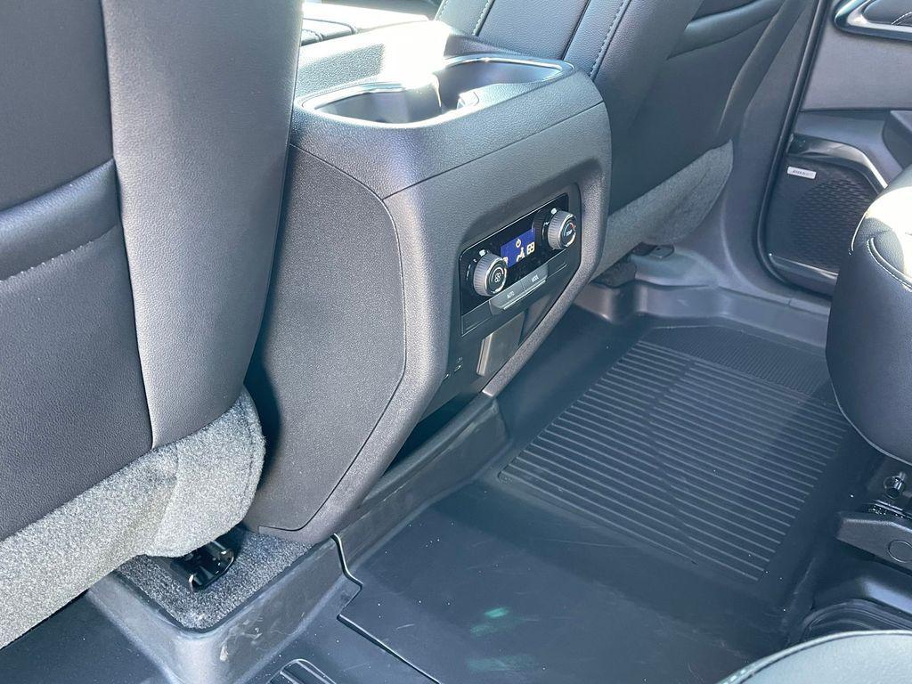 new 2025 Chevrolet Traverse car, priced at $45,985