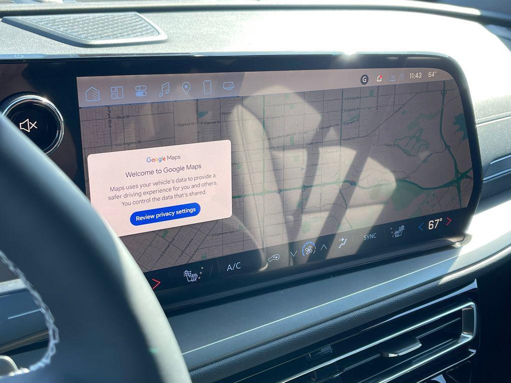 new 2025 Chevrolet Traverse car, priced at $45,985