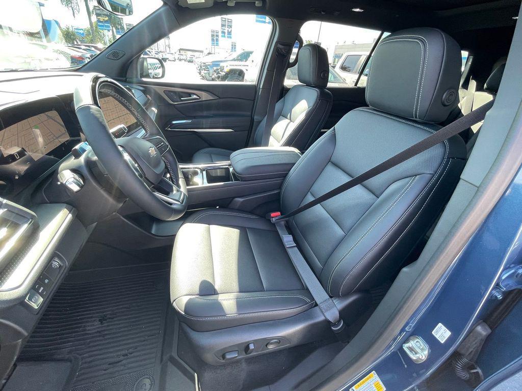 new 2025 Chevrolet Traverse car, priced at $45,985