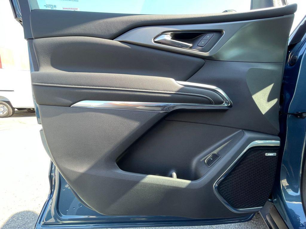 new 2025 Chevrolet Traverse car, priced at $45,985