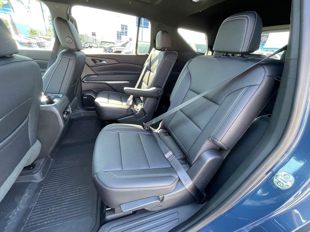 new 2025 Chevrolet Traverse car, priced at $45,985