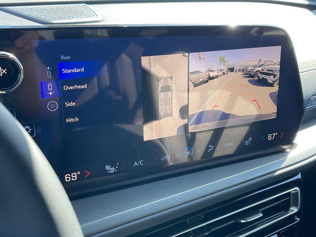 new 2025 Chevrolet Traverse car, priced at $45,985