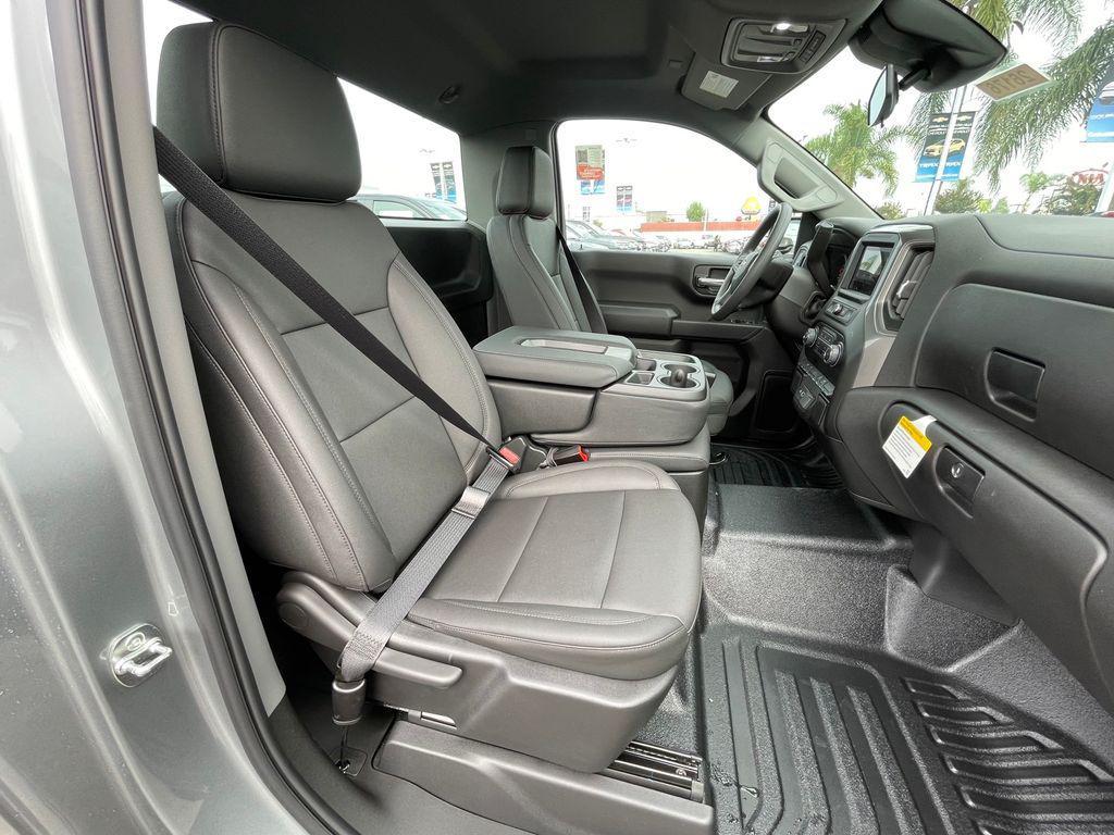 new 2026 Chevrolet Silverado 1500 car, priced at $34,995