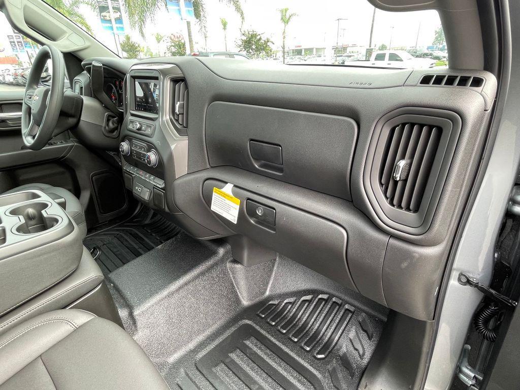 new 2026 Chevrolet Silverado 1500 car, priced at $34,995