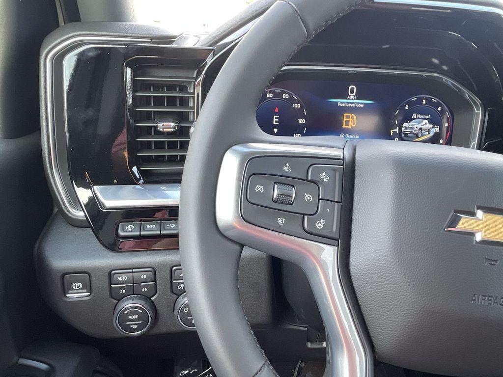new 2025 Chevrolet Silverado 3500 car, priced at $79,690