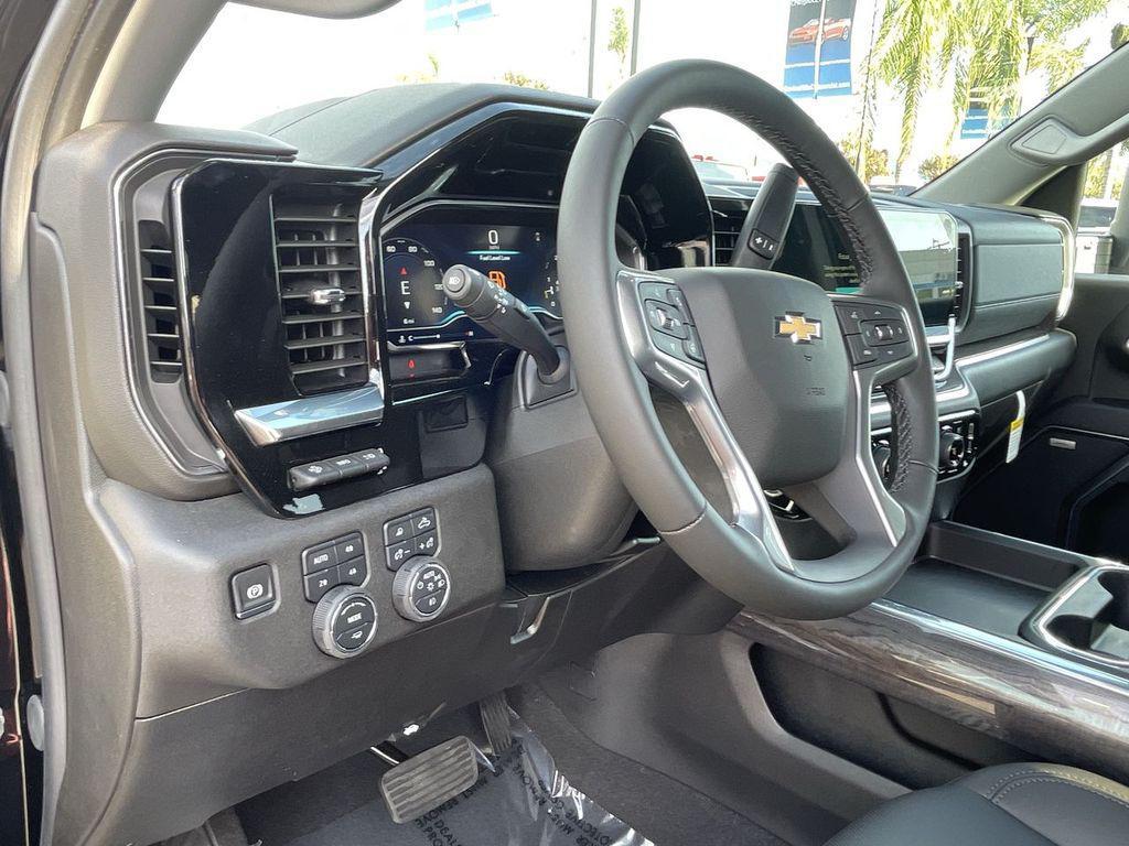 new 2025 Chevrolet Silverado 3500 car, priced at $79,690