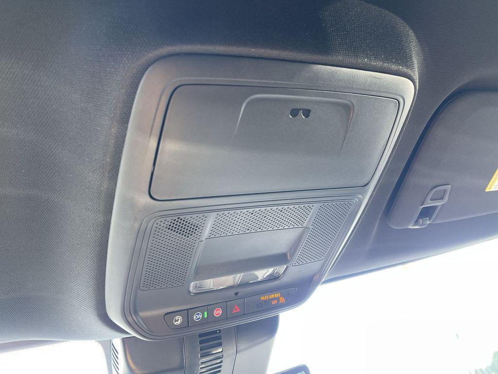 new 2026 Chevrolet Traverse car, priced at $53,030