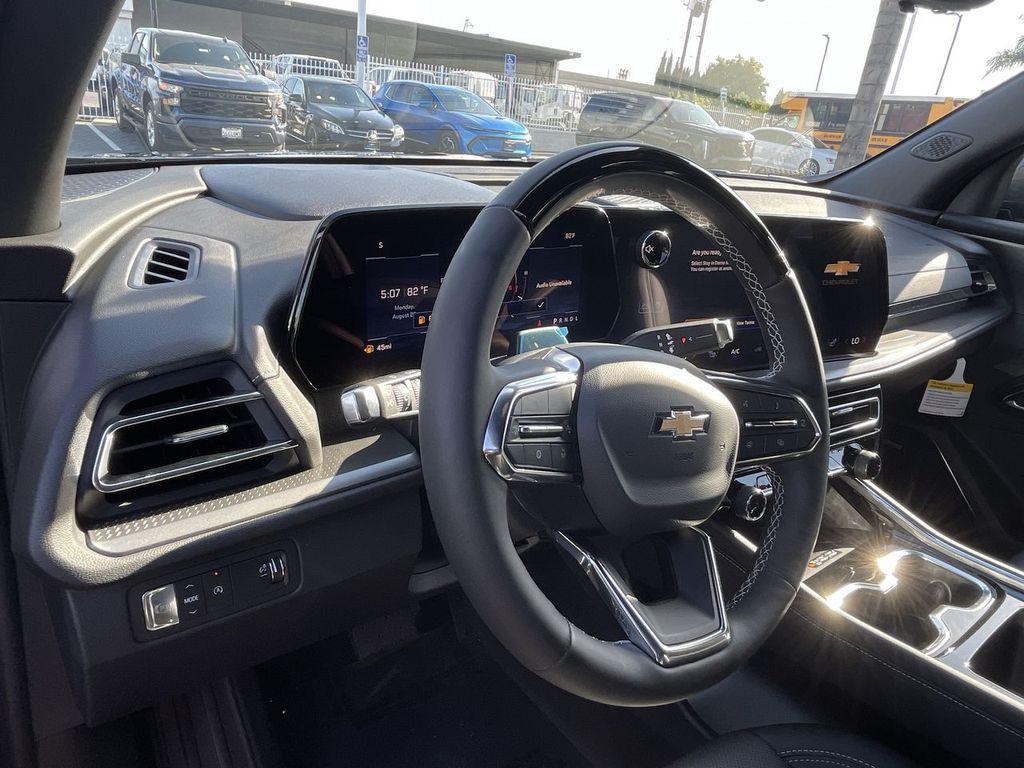 new 2026 Chevrolet Traverse car, priced at $53,030