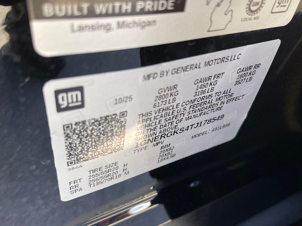 new 2026 Chevrolet Traverse car, priced at $46,490