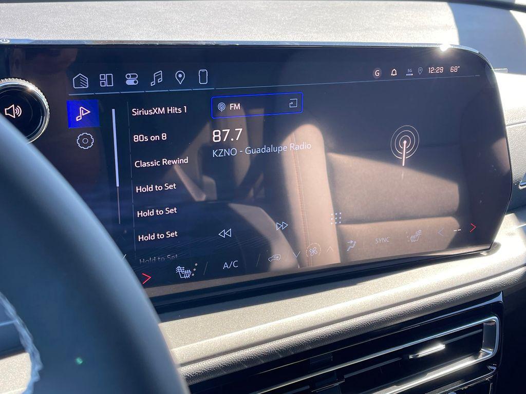 new 2026 Chevrolet Traverse car, priced at $39,899