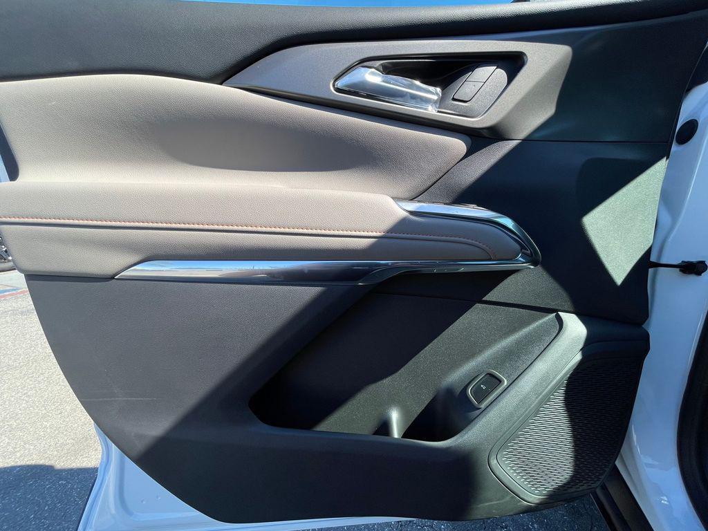 new 2026 Chevrolet Traverse car, priced at $39,899