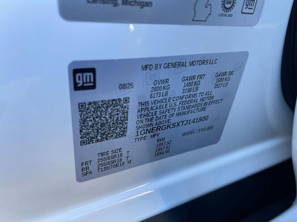 new 2026 Chevrolet Traverse car, priced at $39,899