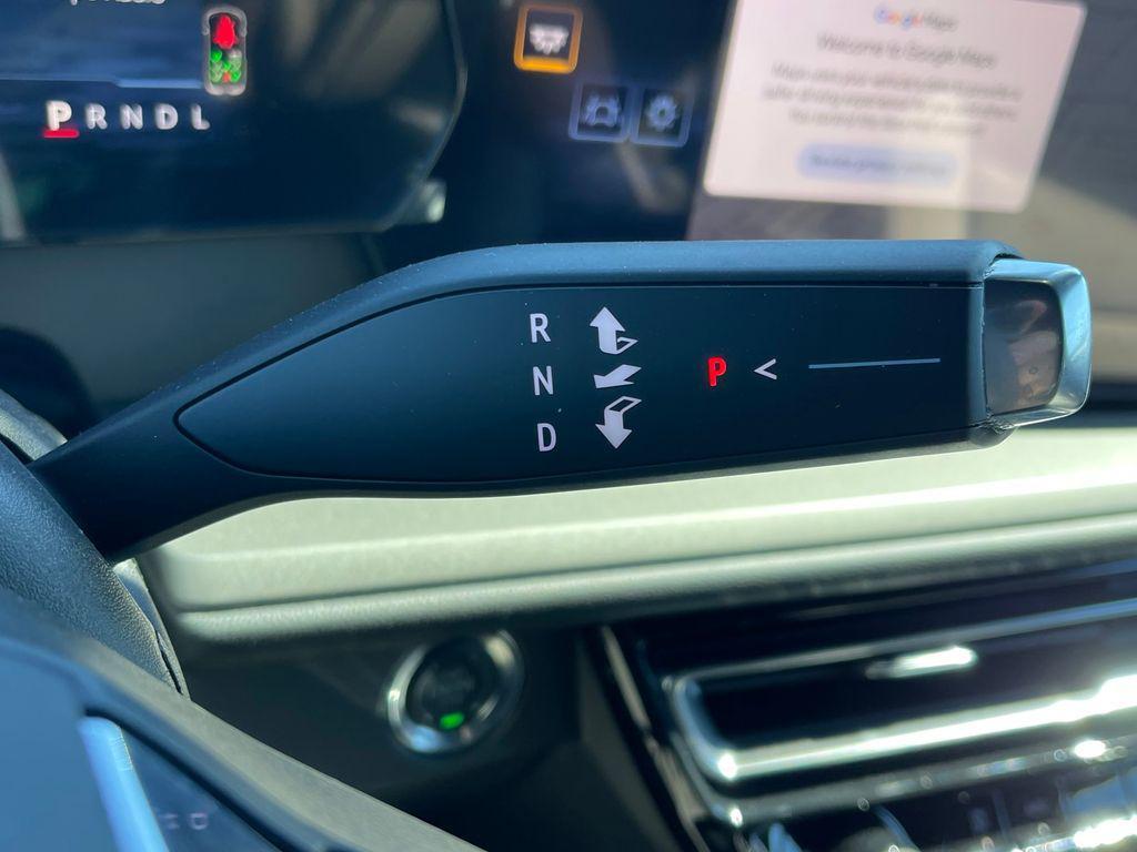 new 2026 Chevrolet Traverse car, priced at $39,899