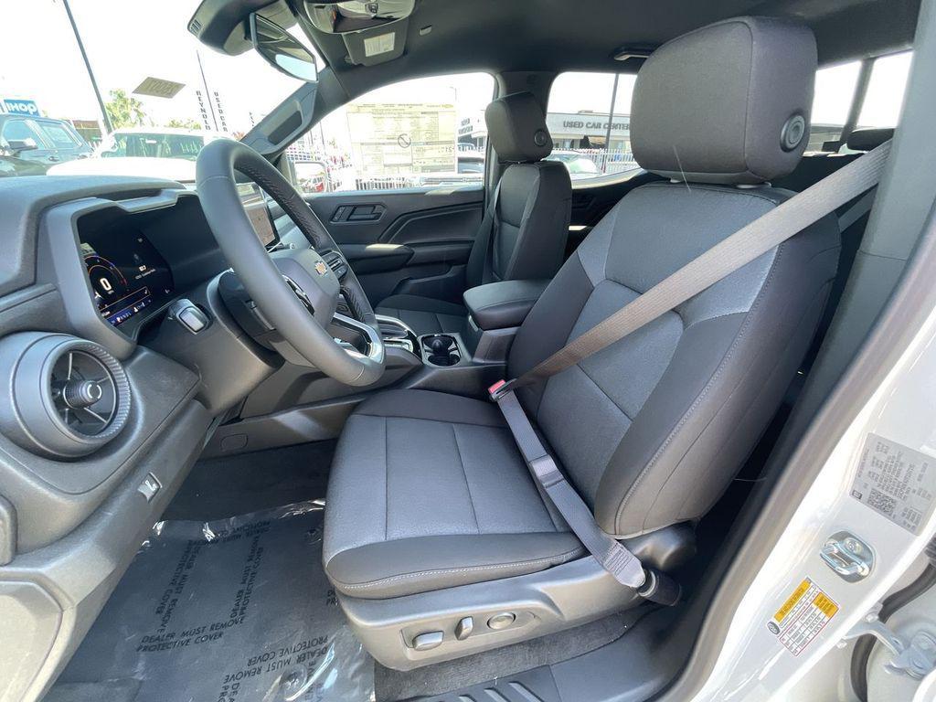 new 2026 Chevrolet Colorado car, priced at $35,185