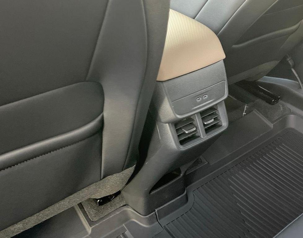 new 2026 Chevrolet Equinox car, priced at $37,115