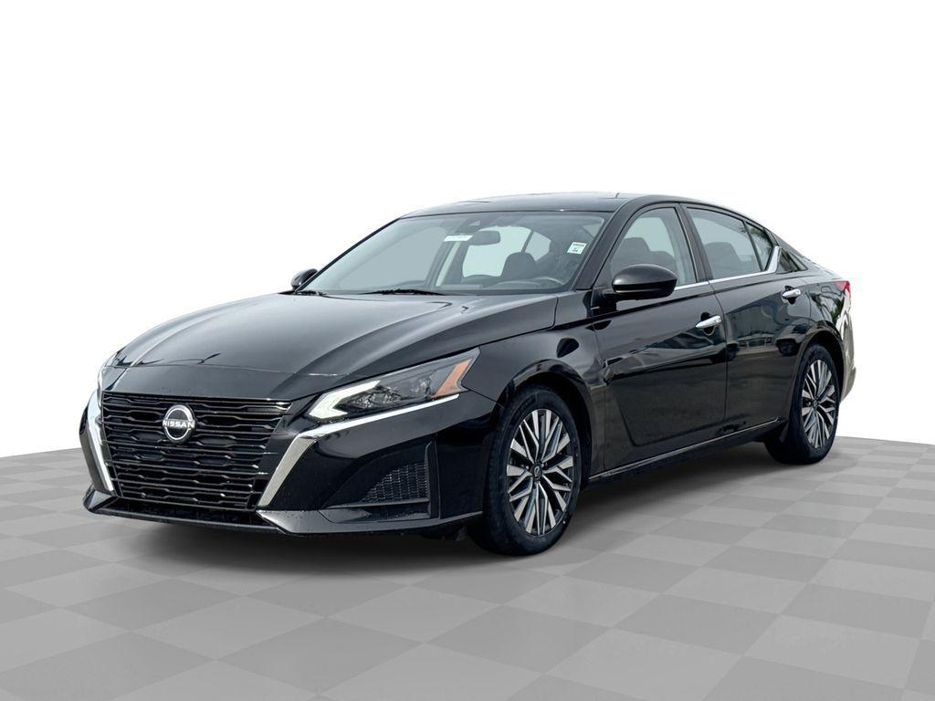 used 2023 Nissan Altima car, priced at $17,995