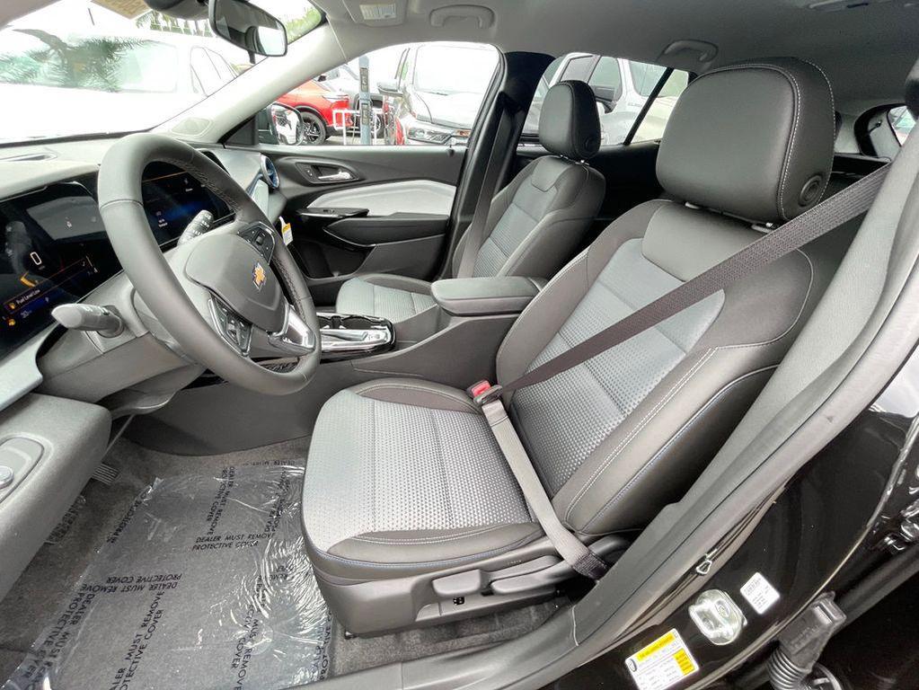 new 2026 Chevrolet Trax car, priced at $25,485