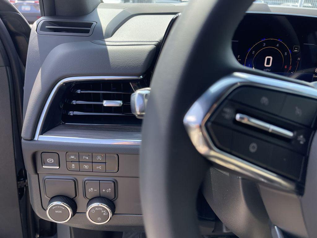 new 2025 Chevrolet Suburban car, priced at $62,495