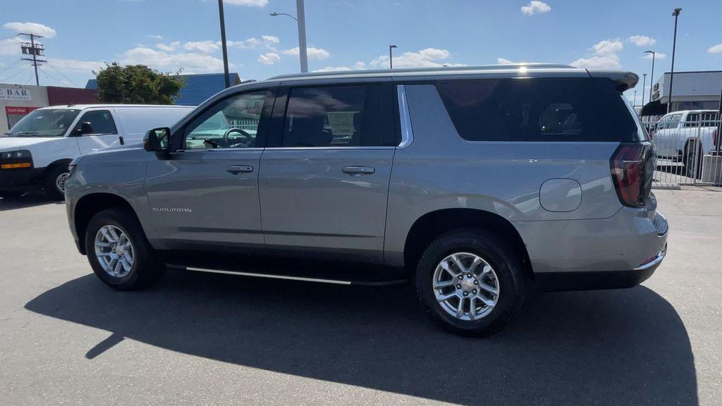 new 2025 Chevrolet Suburban car, priced at $62,495