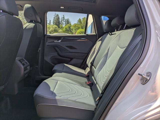 new 2025 Volkswagen Tiguan car, priced at $38,662