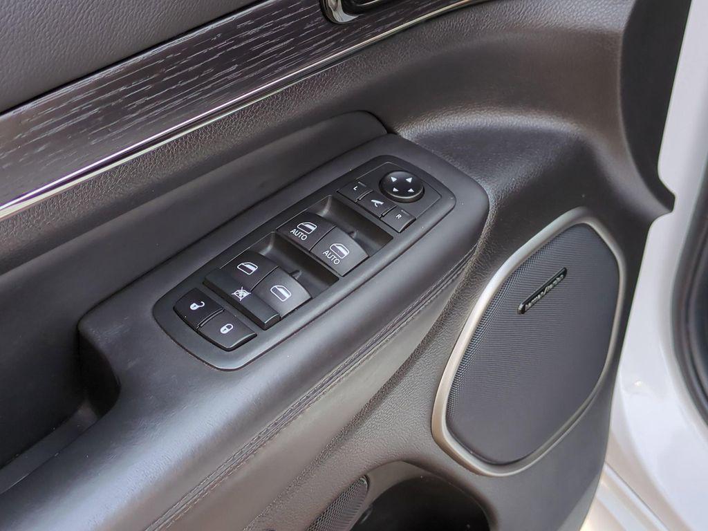 used 2020 Jeep Grand Cherokee car, priced at $21,998