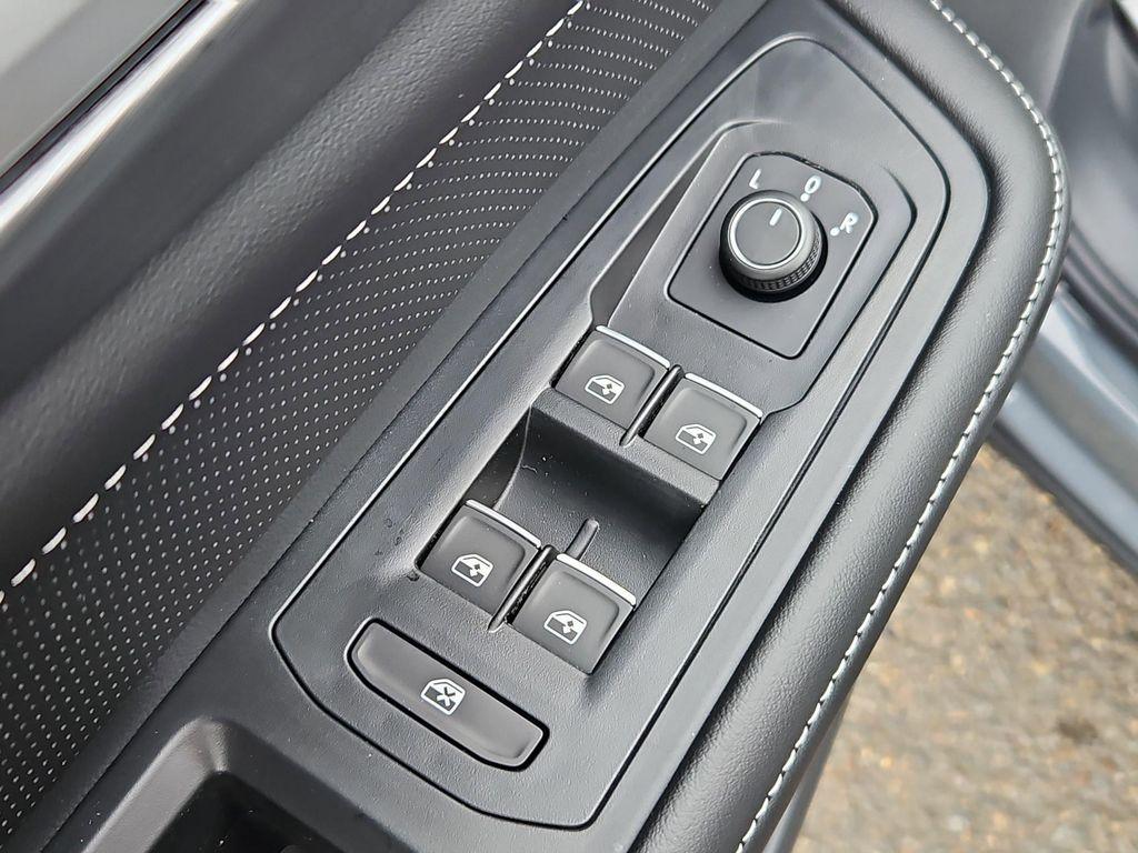 new 2026 Volkswagen Atlas Cross Sport car, priced at $47,240