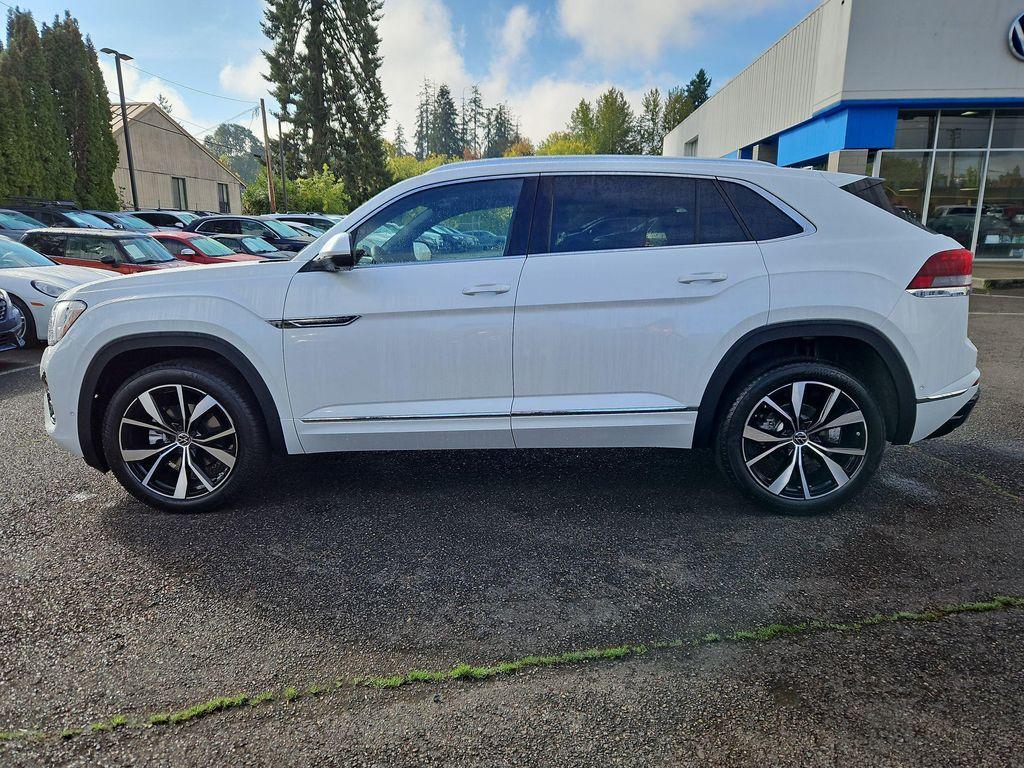 new 2026 Volkswagen Atlas Cross Sport car, priced at $55,255