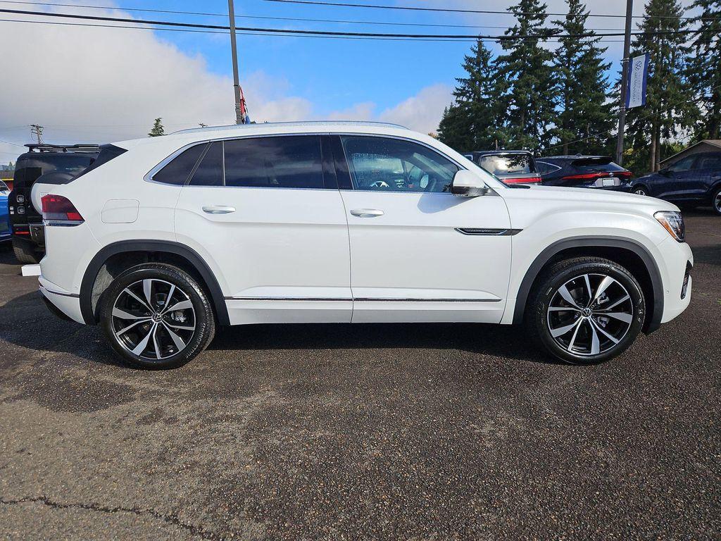 new 2026 Volkswagen Atlas Cross Sport car, priced at $55,255