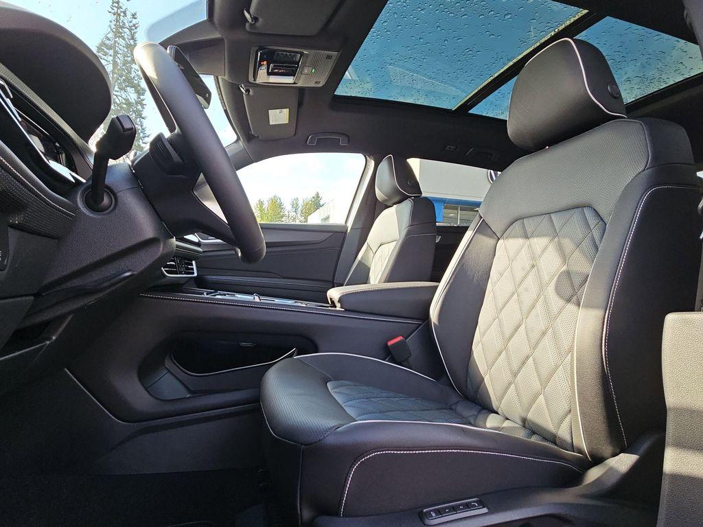 new 2026 Volkswagen Atlas Cross Sport car, priced at $55,255