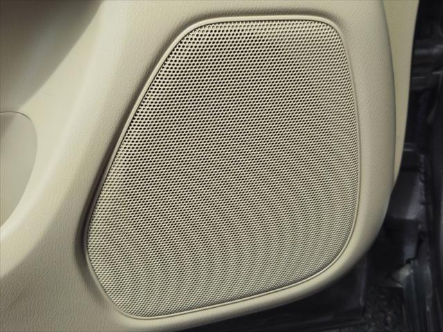 used 2014 Nissan Pathfinder car, priced at $9,990