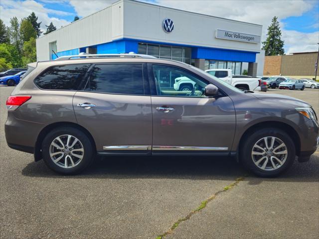 used 2014 Nissan Pathfinder car, priced at $9,990