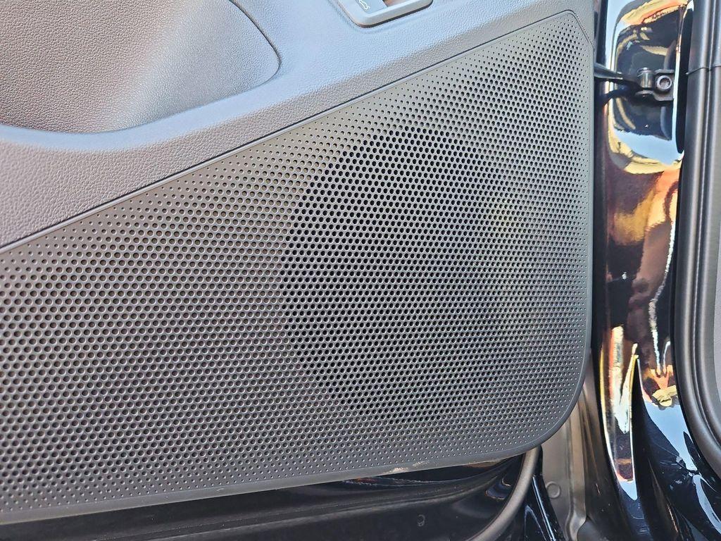 new 2025 Volkswagen Tiguan car, priced at $41,733