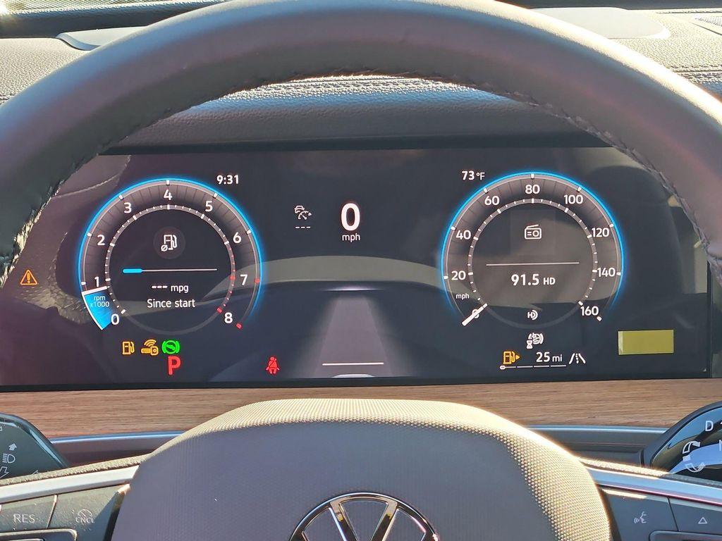 new 2025 Volkswagen Tiguan car, priced at $41,733