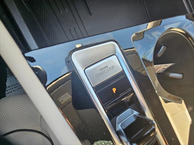 new 2025 Volkswagen Atlas car, priced at $46,092