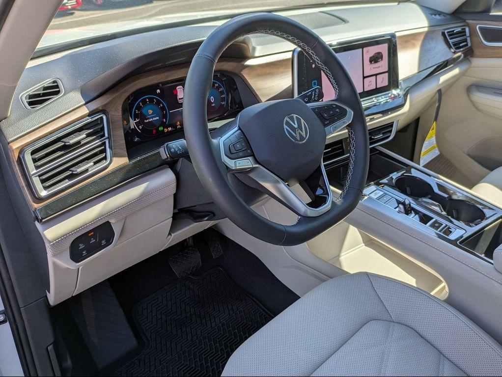 new 2025 Volkswagen Atlas car, priced at $46,092
