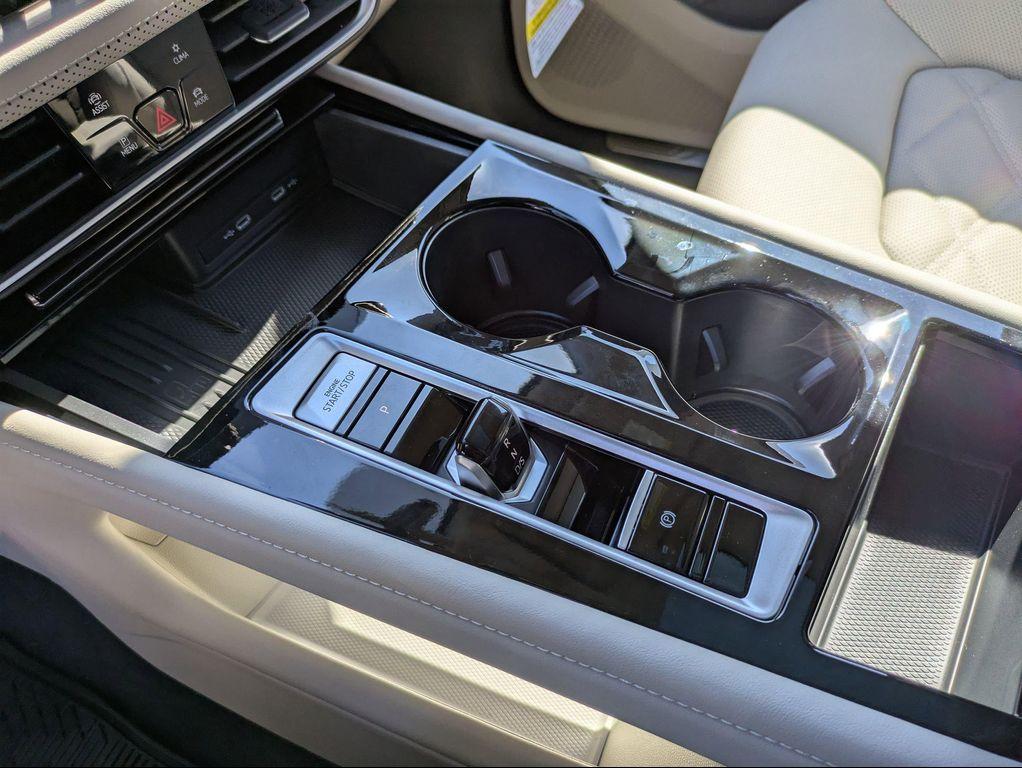 new 2025 Volkswagen Atlas car, priced at $46,092