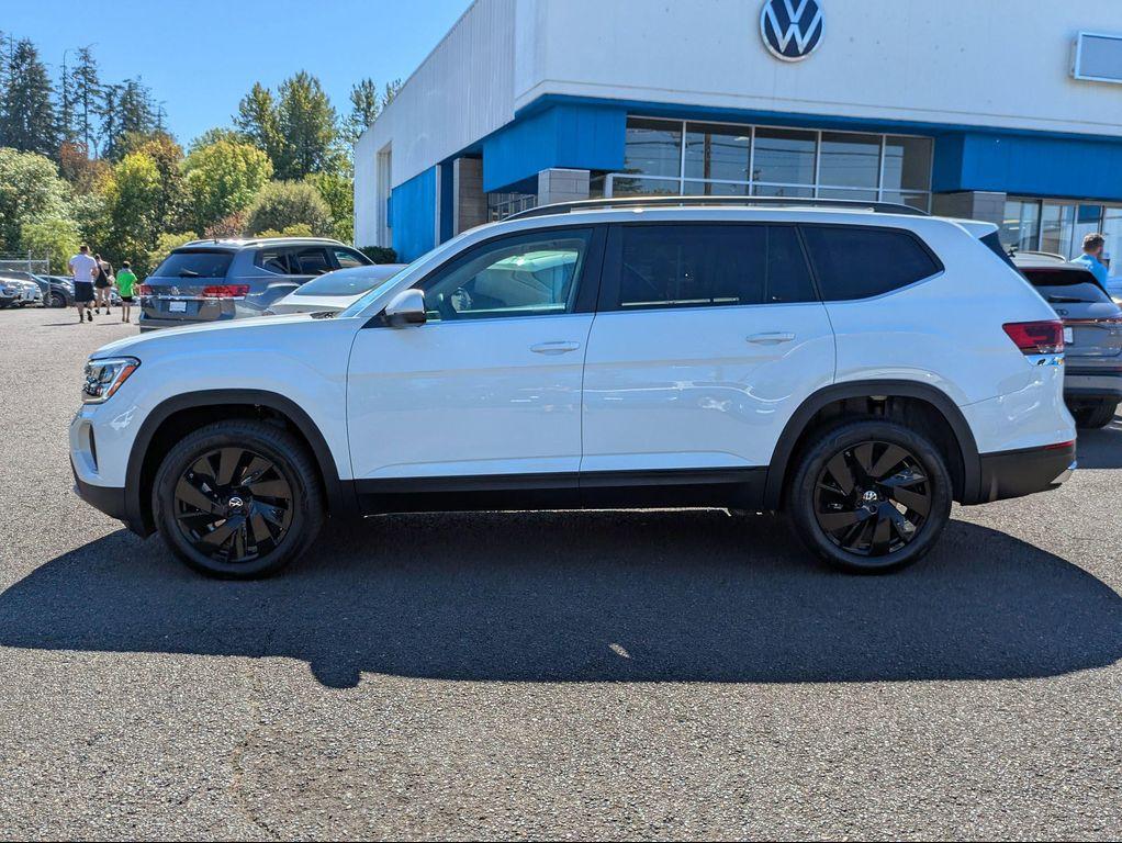 new 2025 Volkswagen Atlas car, priced at $46,092