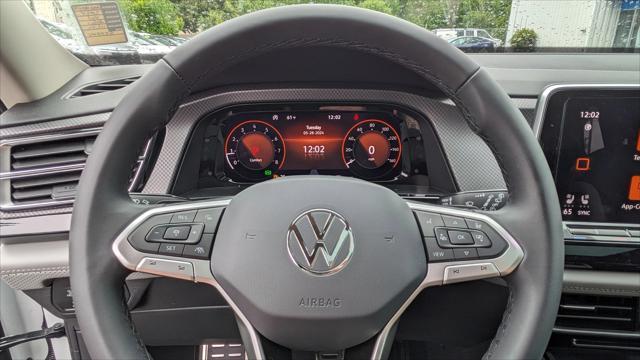 new 2024 Volkswagen Atlas car, priced at $43,700