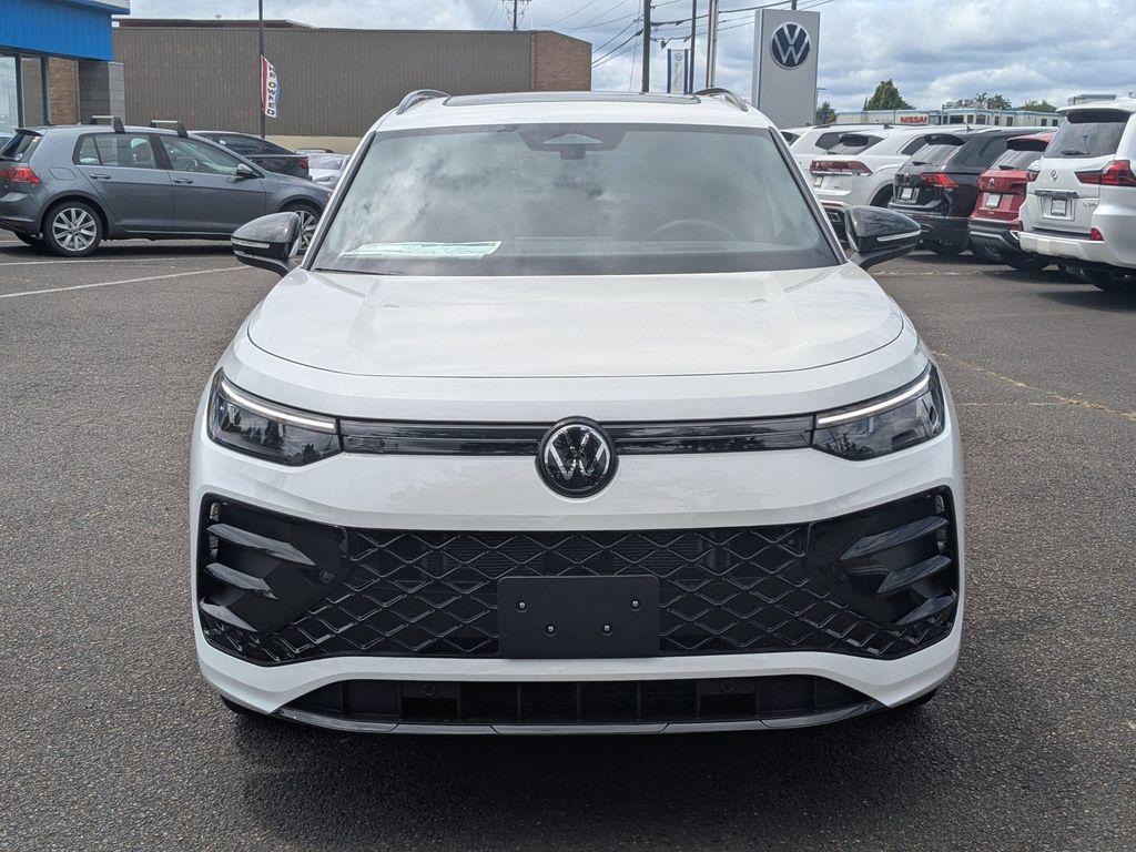 new 2025 Volkswagen Tiguan car, priced at $38,394